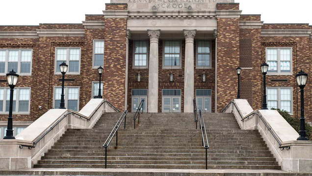 Illustration for article titled 6 Underfunded Schools That Will Eventually Be Captivating Urban Decay Landscapes